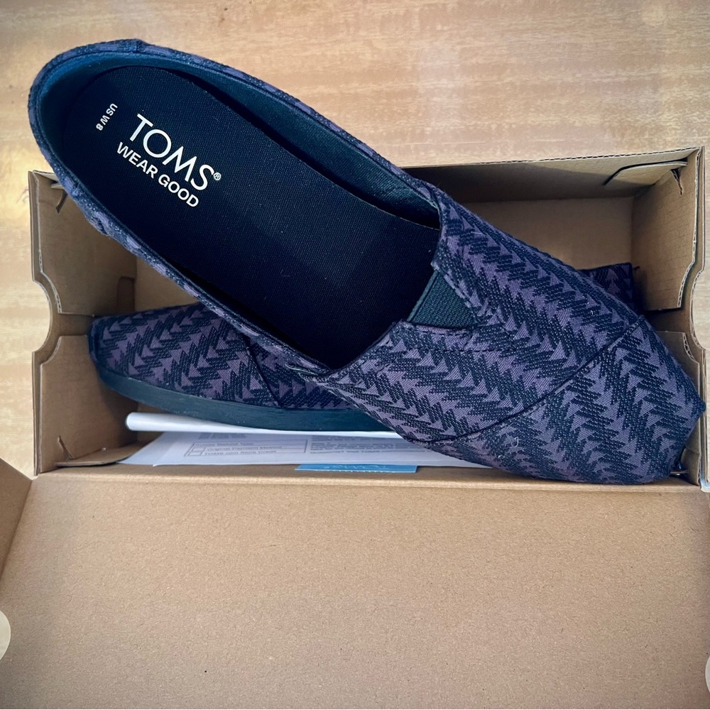 TOMS Alpargata Black Triangle Woven